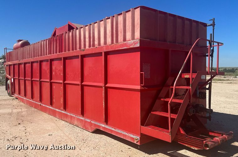 image for item DM2593 2004 Herring  frac tank trailer