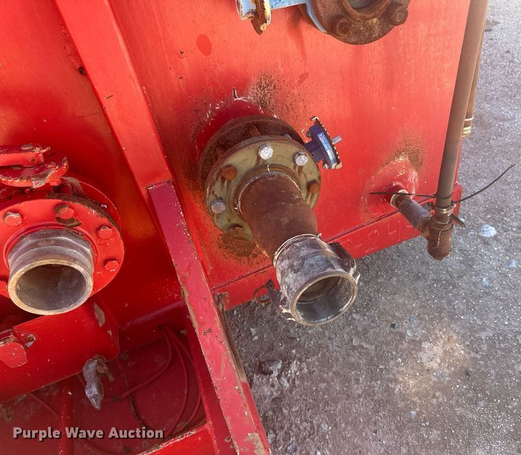 image for item DM2593 2004 Herring  frac tank trailer