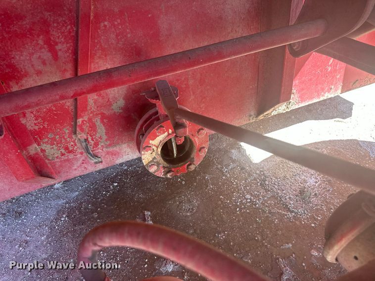 image for item DM2594 2005 Herring  frac tank trailer