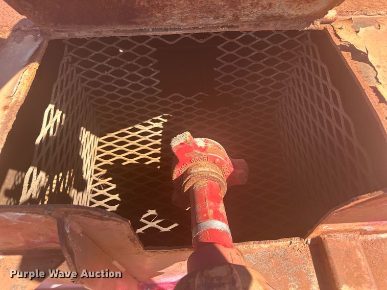 image for item DM2594 2005 Herring  frac tank trailer