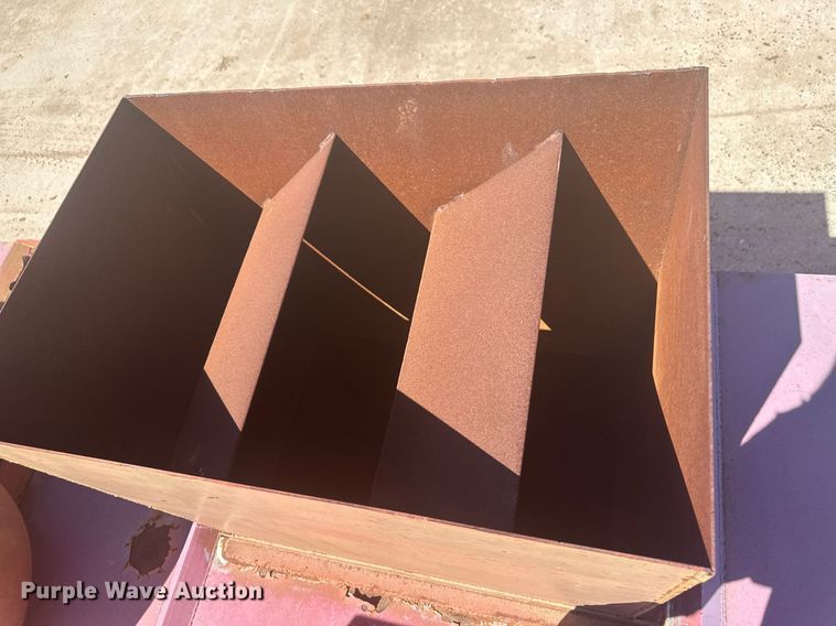 image for item DM2594 2005 Herring  frac tank trailer