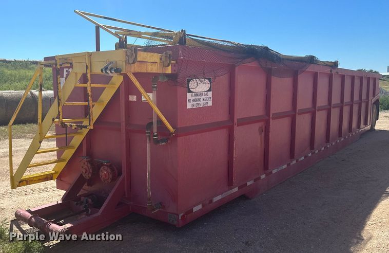 image for item DM2595 2006 Herring  frac tank trailer