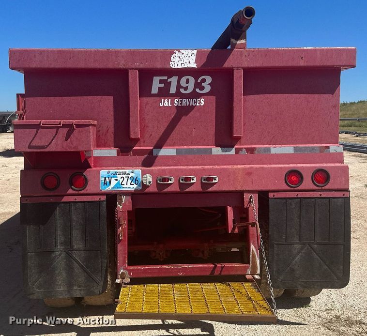 image for item DM2595 2006 Herring  frac tank trailer