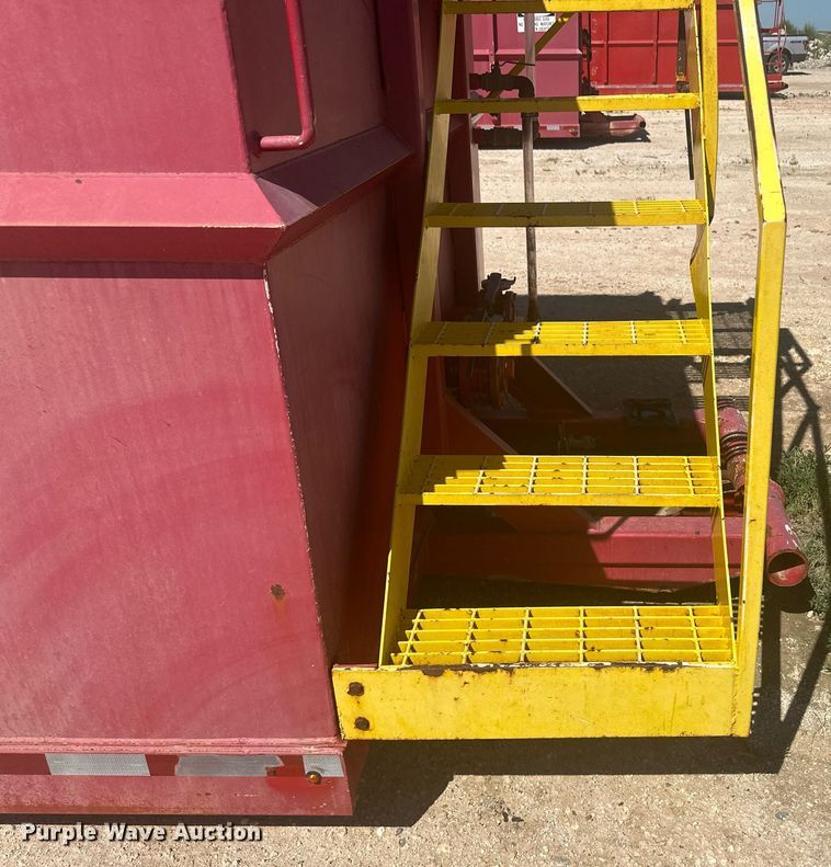 image for item DM2595 2006 Herring  frac tank trailer