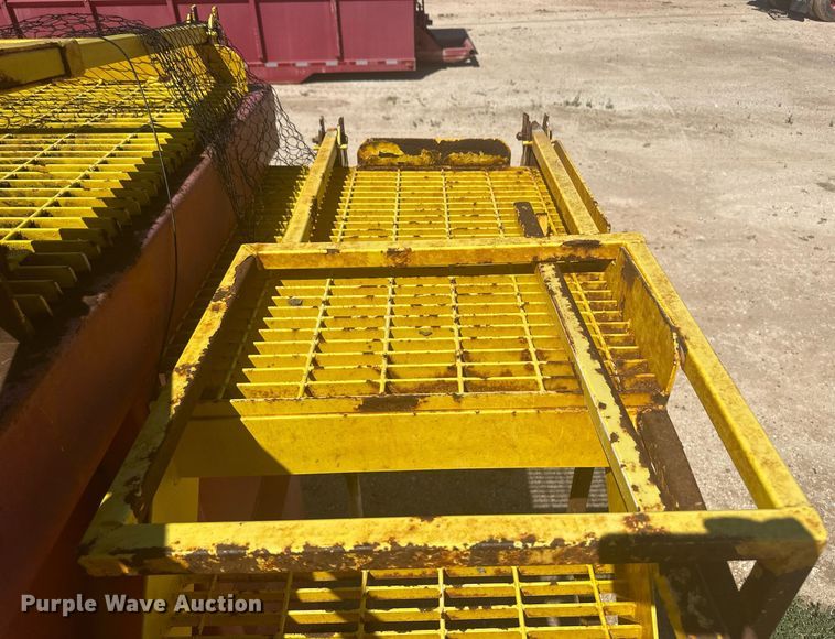 image for item DM2595 2006 Herring  frac tank trailer