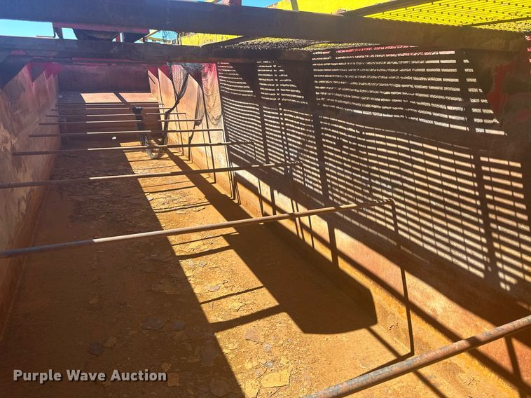 image for item DM2595 2006 Herring  frac tank trailer