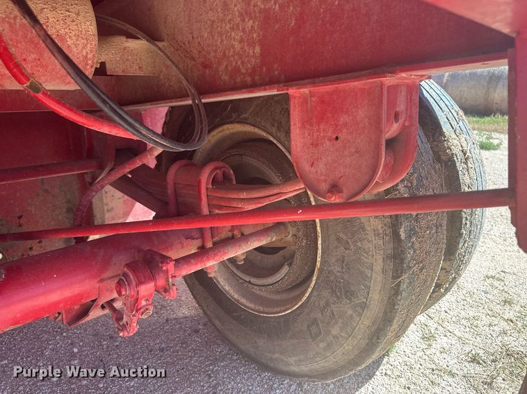 image for item DM2595 2006 Herring  frac tank trailer