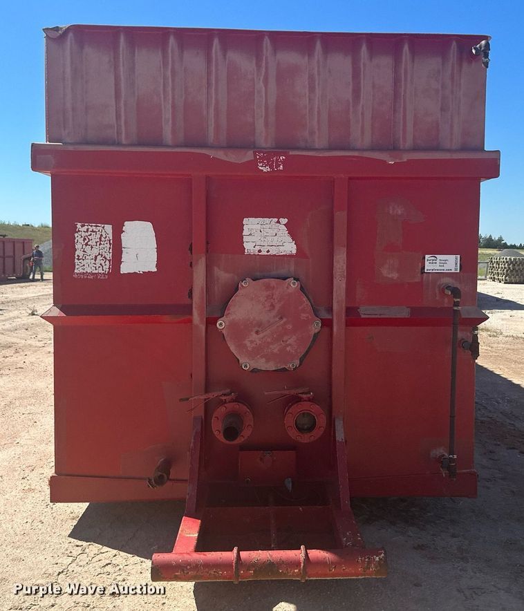 image for item DM2597 2004 Herring  frac tank trailer