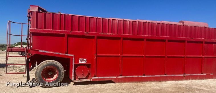 image for item DM2597 2004 Herring  frac tank trailer