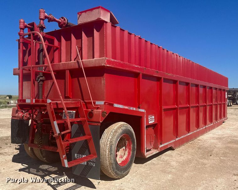 image for item DM2597 2004 Herring  frac tank trailer