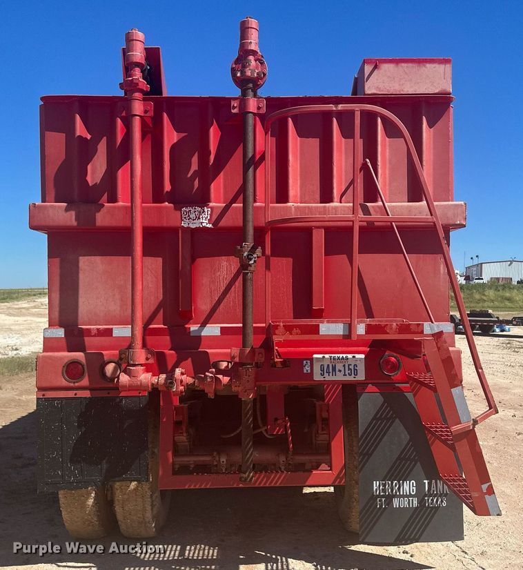 image for item DM2597 2004 Herring  frac tank trailer