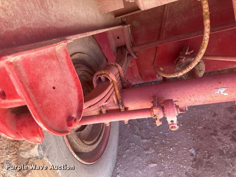 image for item DM2597 2004 Herring  frac tank trailer