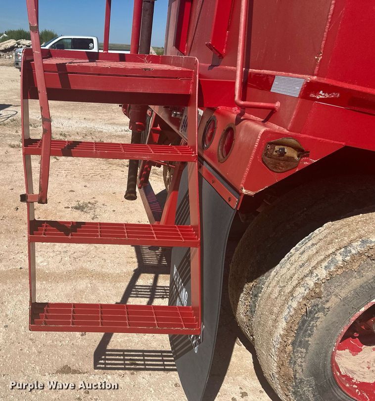 image for item DM2597 2004 Herring  frac tank trailer