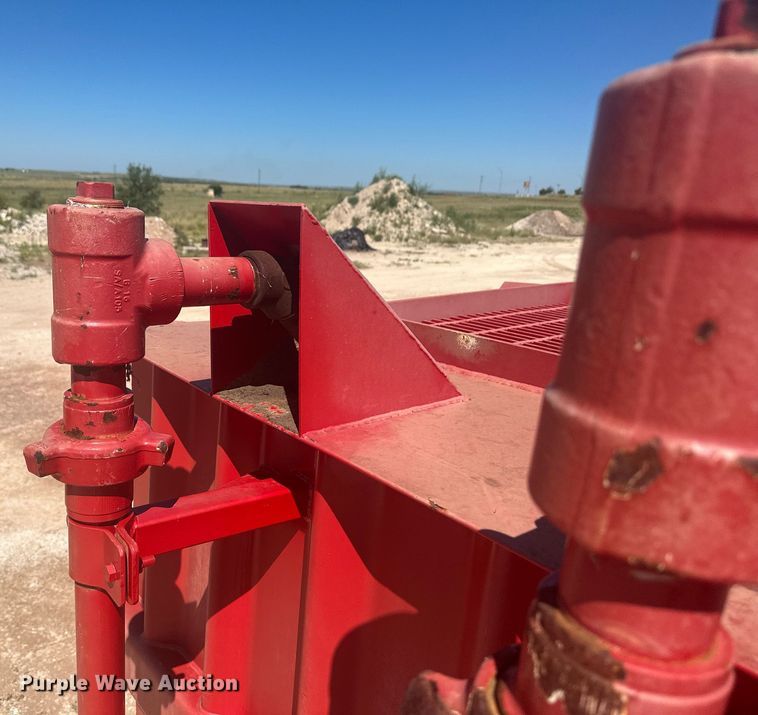 image for item DM2597 2004 Herring  frac tank trailer