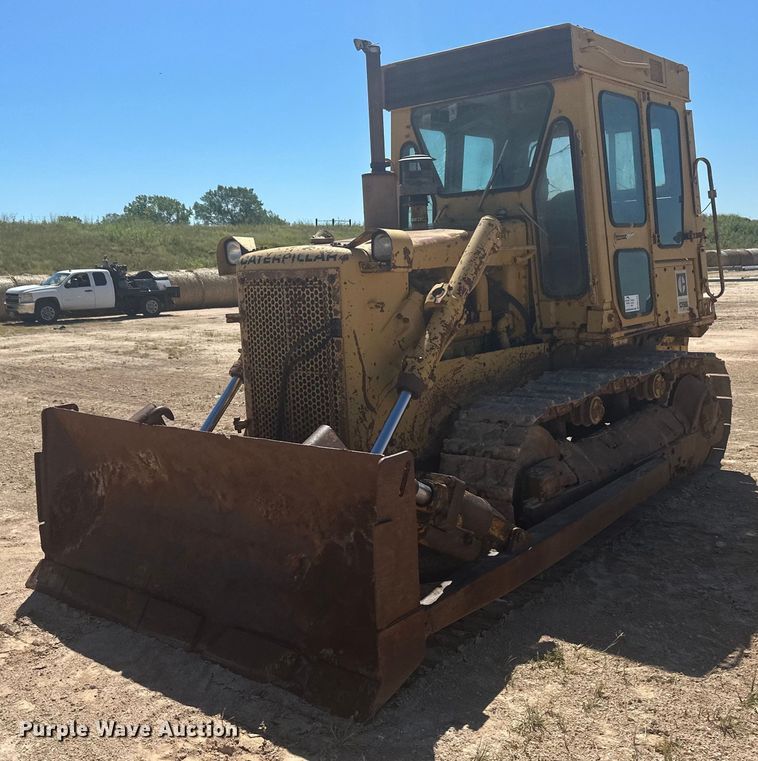 image for item DM2599 1980 Caterpillar D5B  dozer
