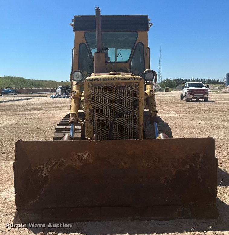 image for item DM2599 1980 Caterpillar D5B  dozer