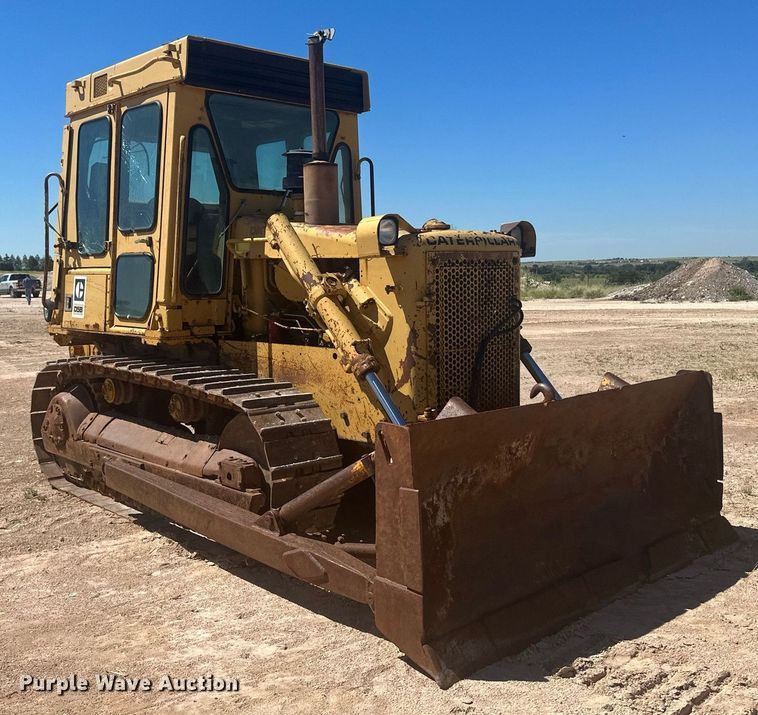 image for item DM2599 1980 Caterpillar D5B  dozer