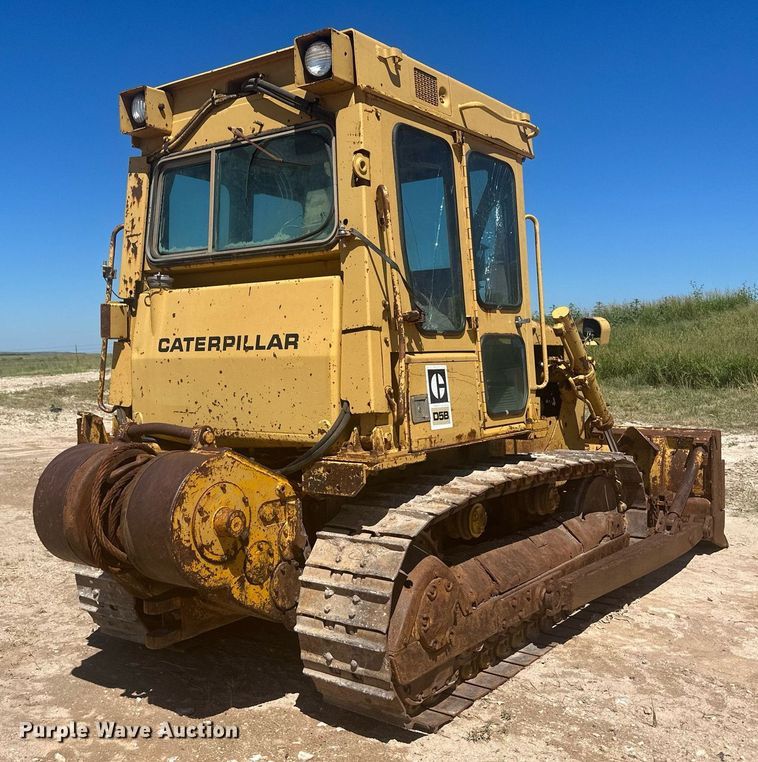 image for item DM2599 1980 Caterpillar D5B  dozer