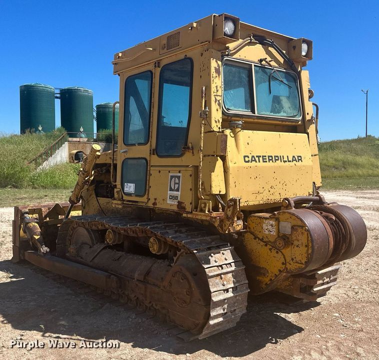 image for item DM2599 1980 Caterpillar D5B  dozer