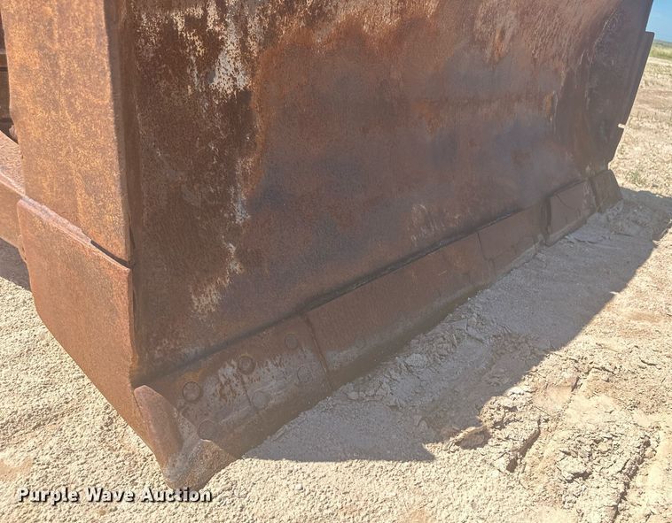 image for item DM2599 1980 Caterpillar D5B  dozer