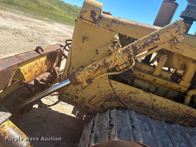 image for item DM2599 1980 Caterpillar D5B  dozer