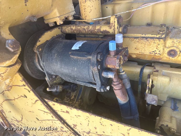 image for item DM2599 1980 Caterpillar D5B  dozer