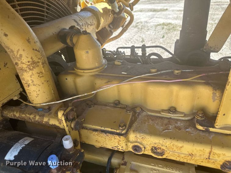 image for item DM2599 1980 Caterpillar D5B  dozer