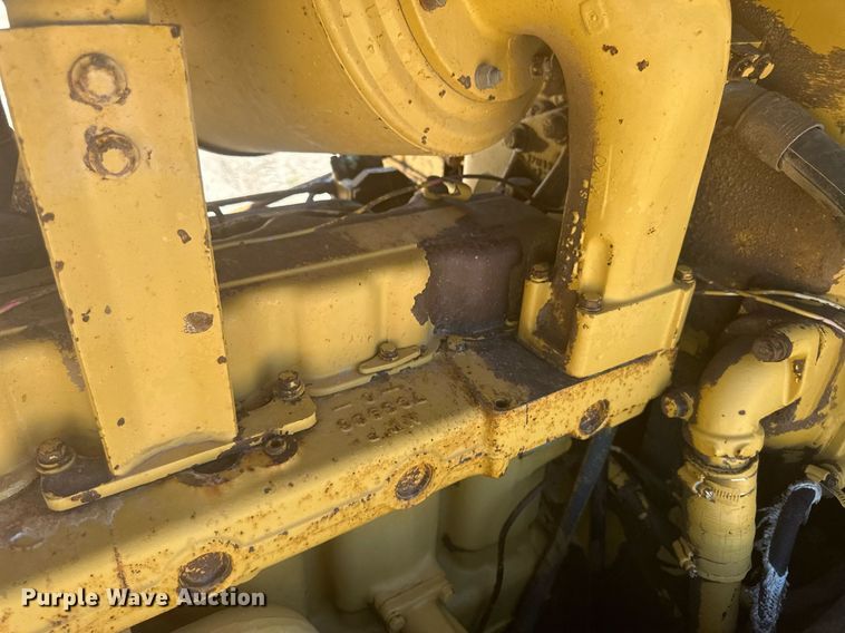 image for item DM2599 1980 Caterpillar D5B  dozer