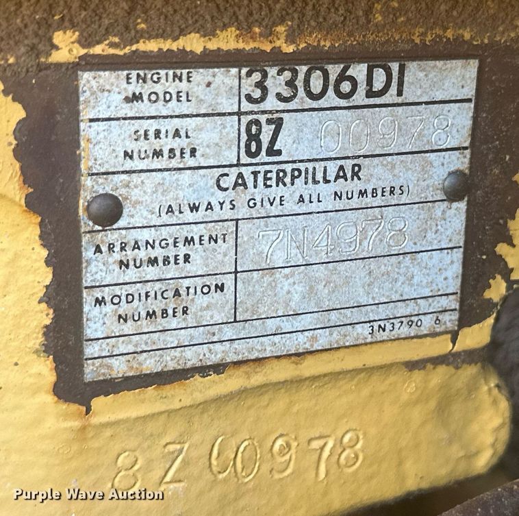image for item DM2599 1980 Caterpillar D5B  dozer