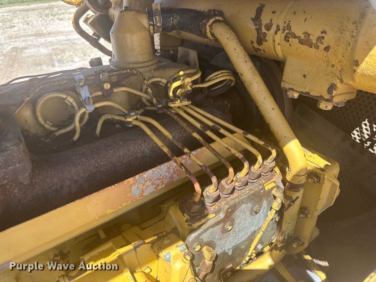 image for item DM2599 1980 Caterpillar D5B  dozer