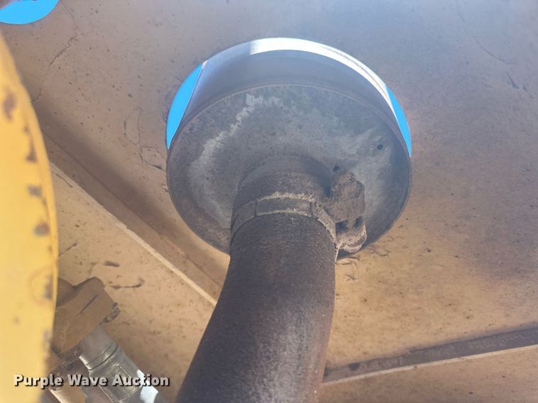 image for item DM2599 1980 Caterpillar D5B  dozer