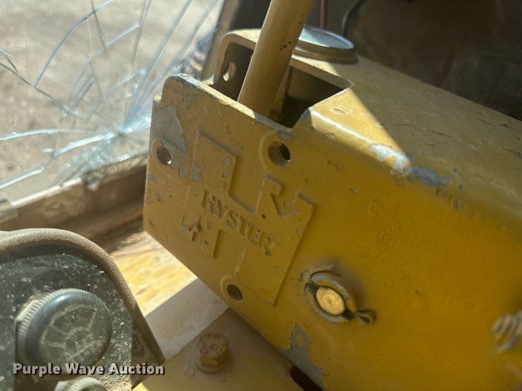 image for item DM2599 1980 Caterpillar D5B  dozer