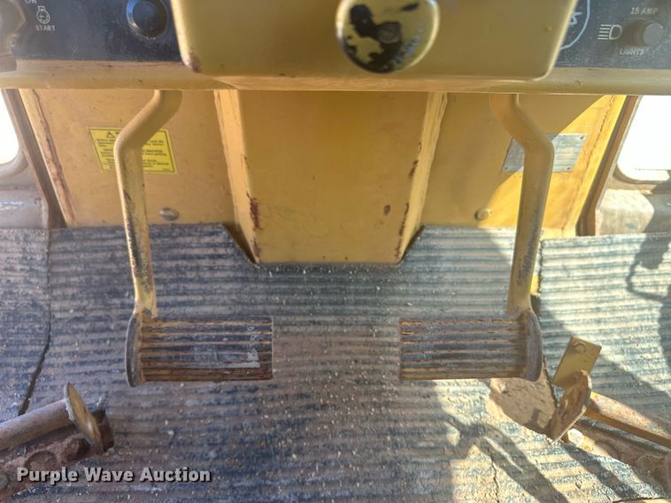 image for item DM2599 1980 Caterpillar D5B  dozer