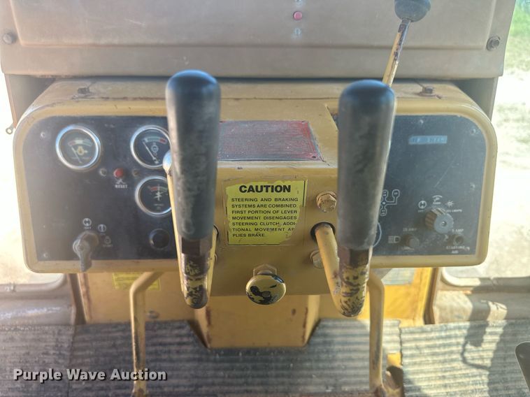 image for item DM2599 1980 Caterpillar D5B  dozer