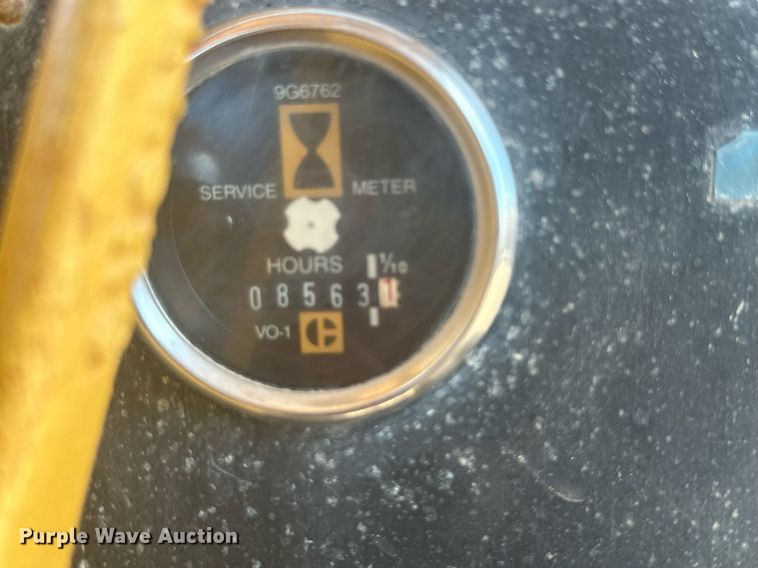 image for item DM2599 1980 Caterpillar D5B  dozer