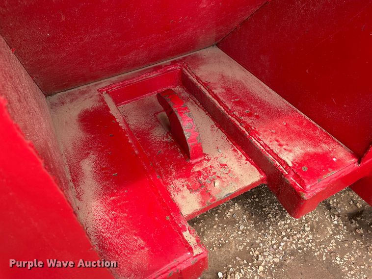 image for item DN4735 2020 Custom Manufacturing, Inc. RO1615B  roll-off container