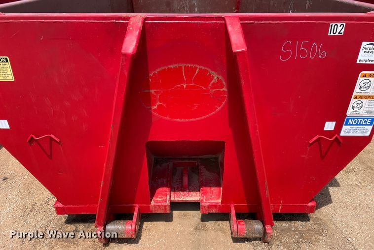 image for item DN4738 2020 Custom Manufacturing, Inc.  roll-off container