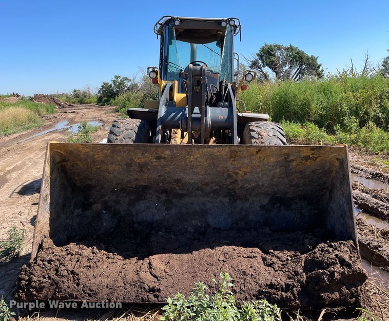 image for item DN4741 2006 John Deere 544J  wheel loader