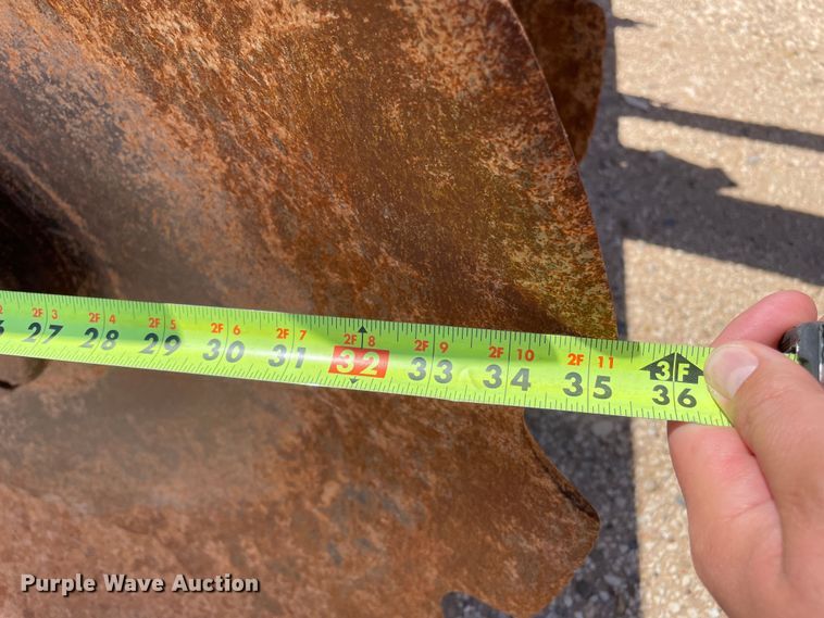 image for item DN4742 Kewanee 2000  off-set disk