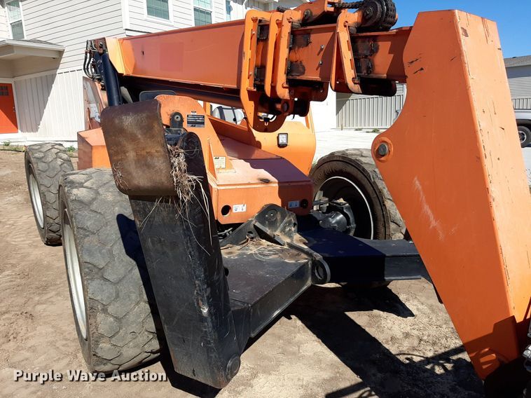 image for item DO3053 2012 JLG Skytrak 10054  telehandler