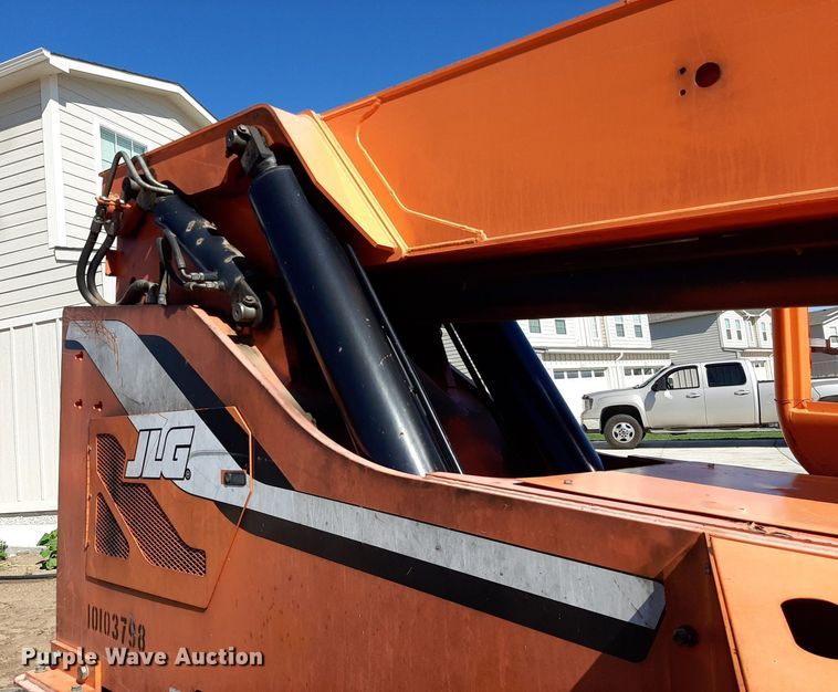 image for item DO3053 2012 JLG Skytrak 10054  telehandler
