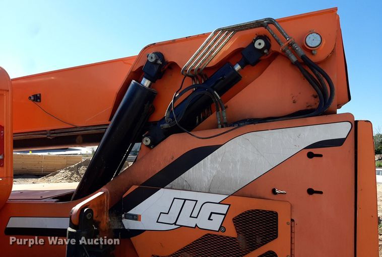 image for item DO3053 2012 JLG Skytrak 10054  telehandler
