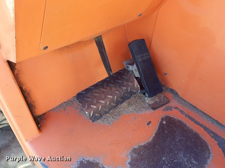 image for item DO3053 2012 JLG Skytrak 10054  telehandler