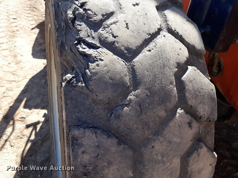 image for item DO3053 2012 JLG Skytrak 10054  telehandler