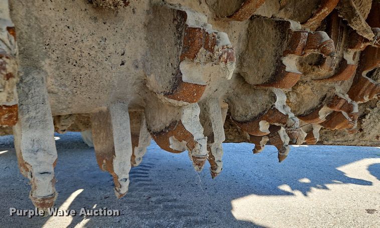 image for item DP2319 2002 Caterpillar RM-250C  soil stabilizer / reclaimer