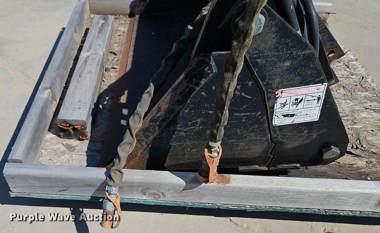 image for item DP2320 Bradco MP42  compact utility loader bucket