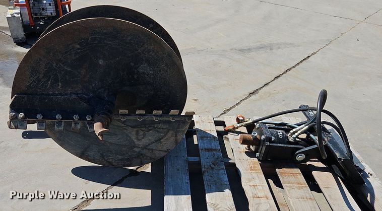 image for item DP2321 Boxer  compact utility loader auger