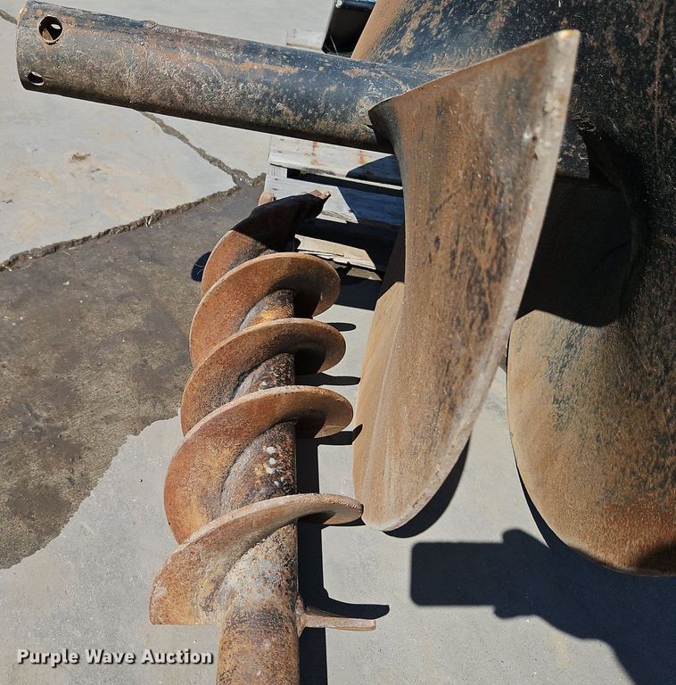 image for item DP2321 Boxer  compact utility loader auger