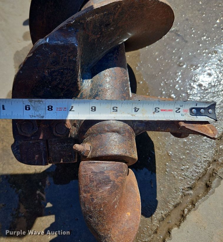 image for item DP2321 Boxer  compact utility loader auger