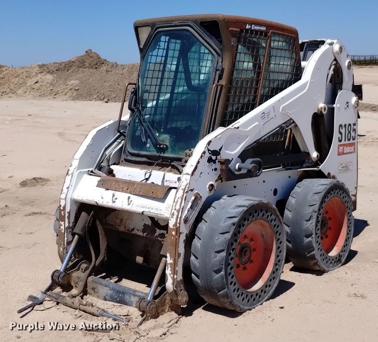 image for item DP3379 2008 Bobcat S185  skid steer loader